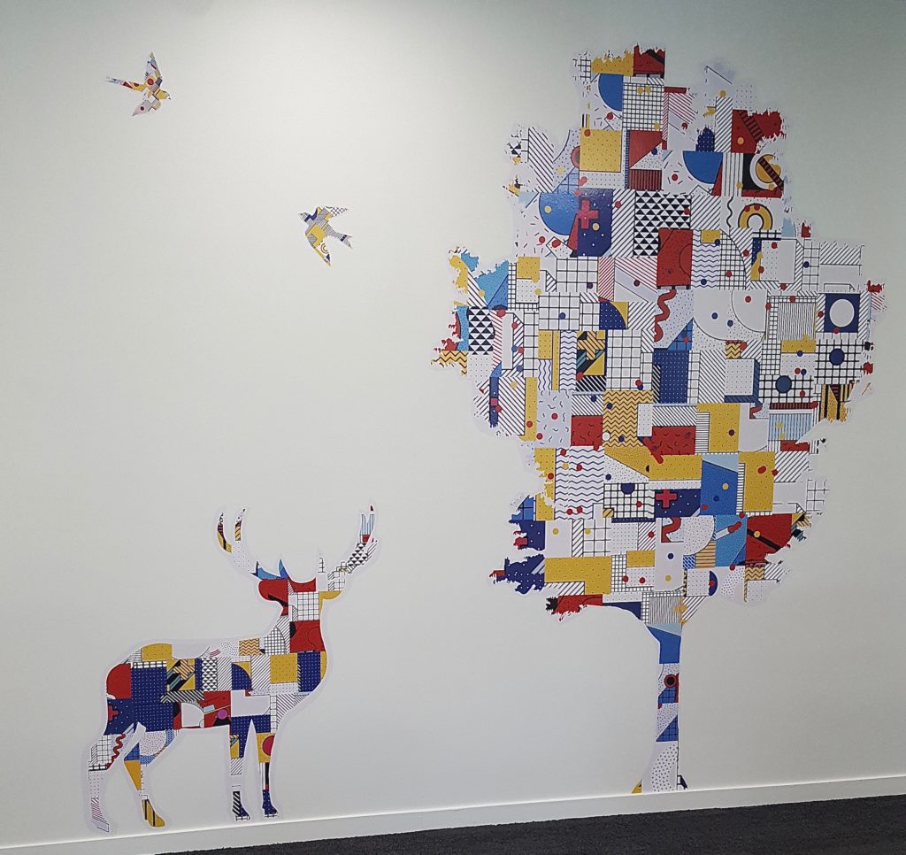 Wallsticker - Animation et signalétique couloir - Arts Affaires